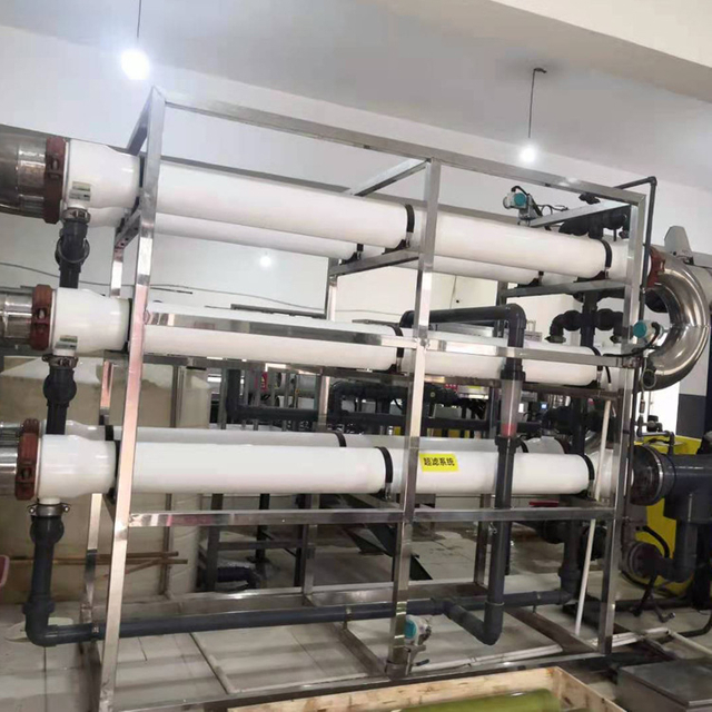 Внешняя ультрафильтрационная мембрана ПВДФ и ультрафильтрационная мутитубулярная связанная мембрана